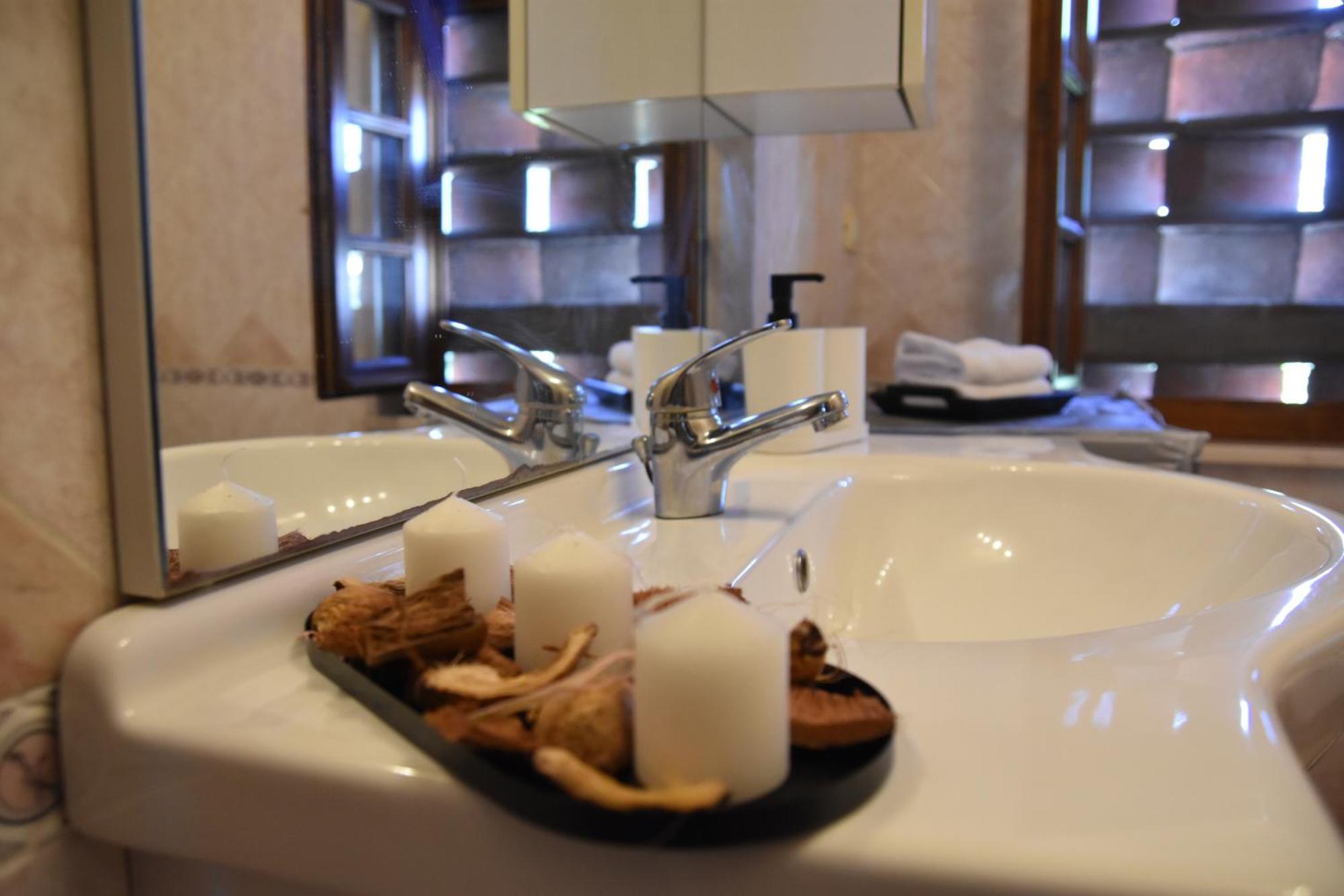 Appartamento Vacanze Sofia House Капанари Екстериор снимка